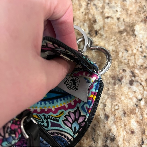 Vera Bradley Disney Park Zip ID Wallet Lanyard Floral Mickey Mouse Castle Travel - Picture 5 of 10